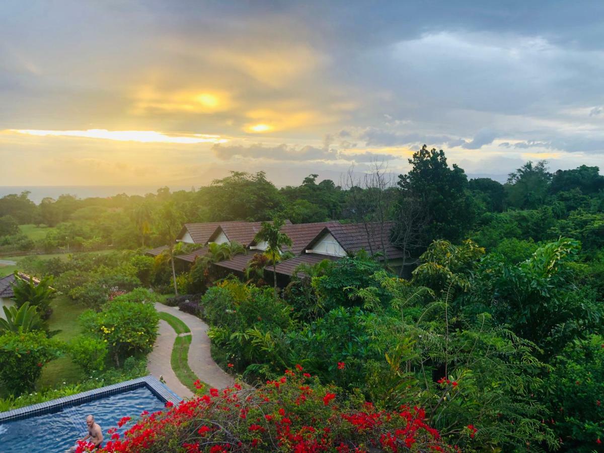 Atmaland Resort Kep Exterior foto